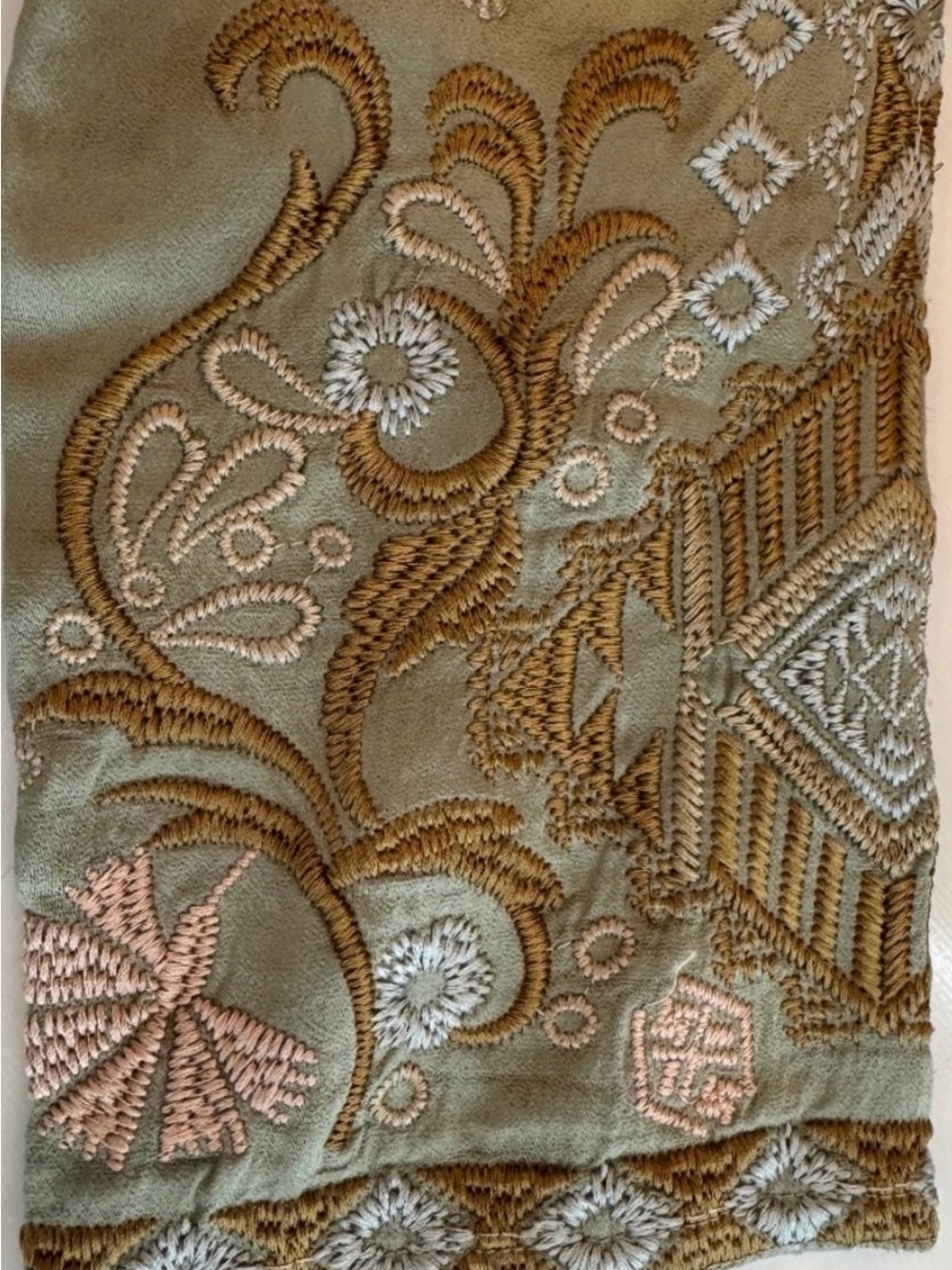RARE Oversized Johnny Was Sage Embroidered Tunic with Gold and Pale Pink Accents - Picture 5 of 8